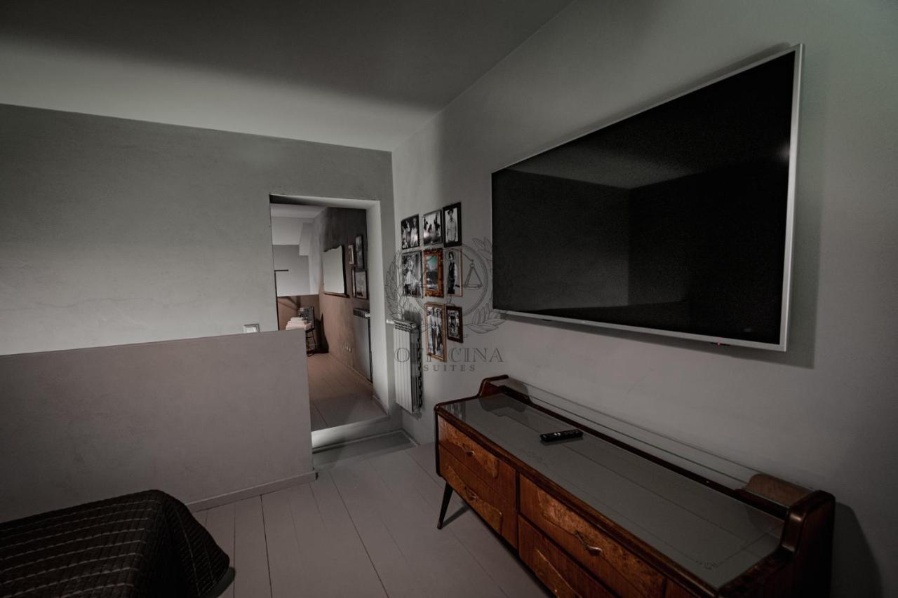 Officina Suites - Apartment , Navigli, Bocconi, Movida, Porta Ticinese Милано Екстериор снимка